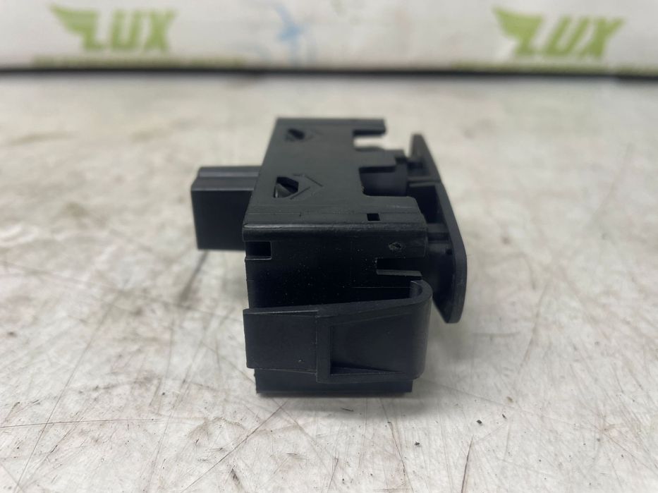 Buton avarii blocare usi Dacia Logan 2 [facelift] [2017 - 2020] 1.5 d