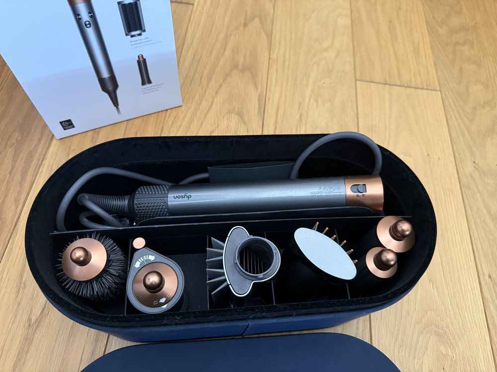 Dyson Airwrap HS05