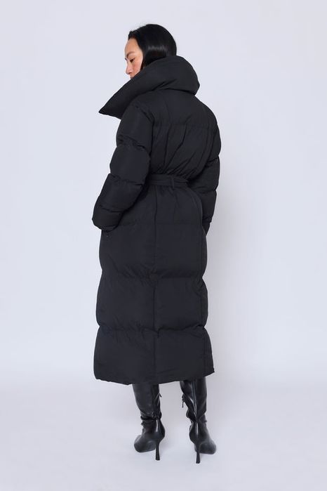 Дамско дълго яке. Нови.