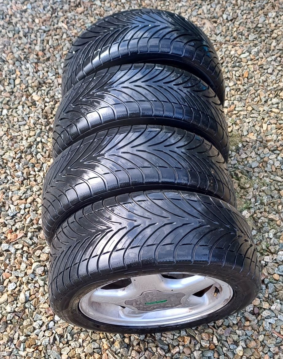 Set 4 jante originale Seat 15"cu anvelope vara  Goodrich  205/50 R 15
