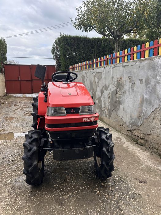 Трактор Mitsubishi MT 155