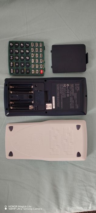Calculator științific defect Sharp EL 9000