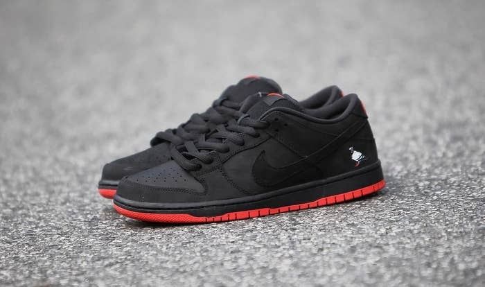 Nike SB Dunk Low Black Pigeon