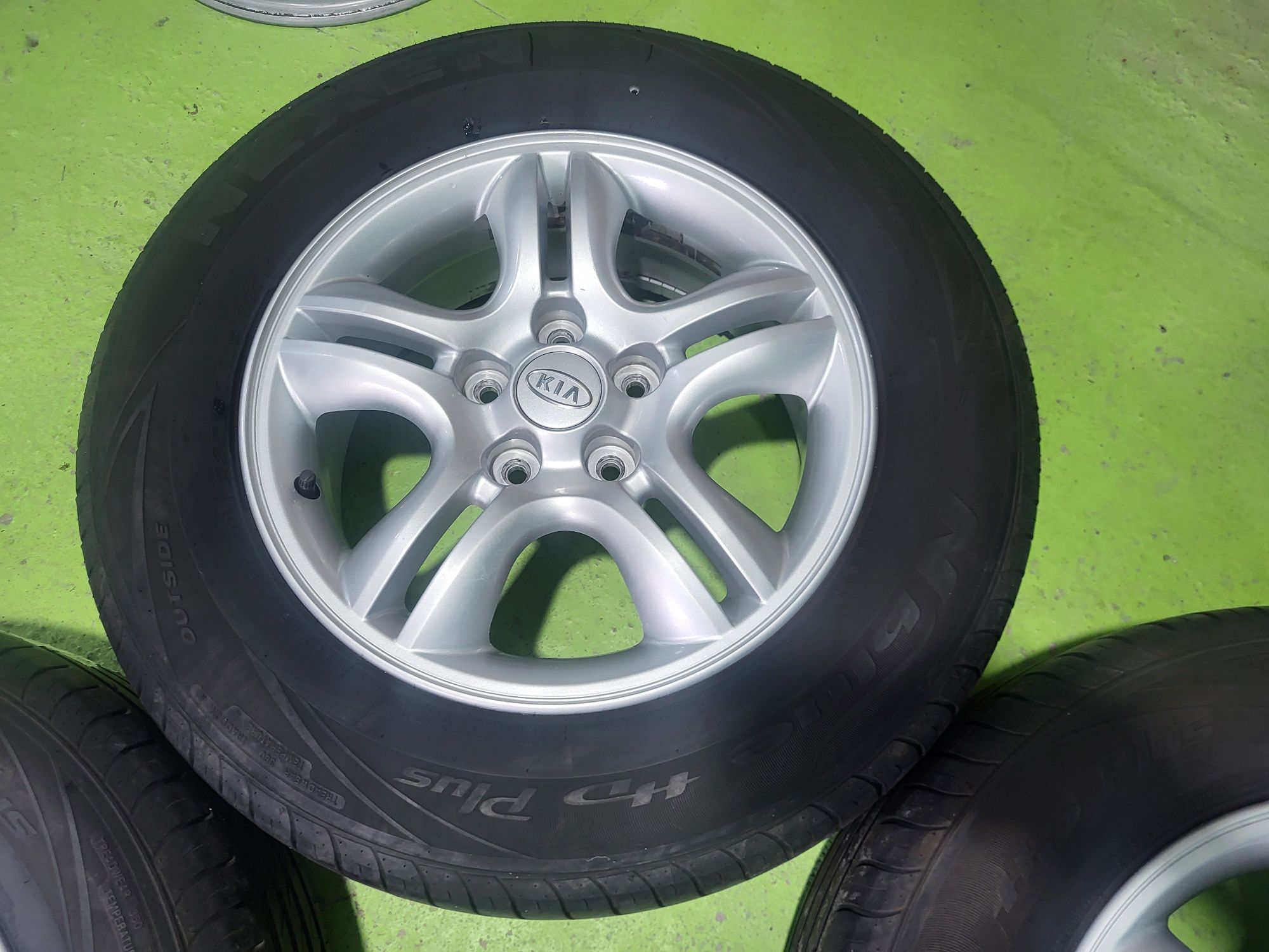16 5x114.3 Kia Hyundai лети джанти 5х114.3 киа хюндай