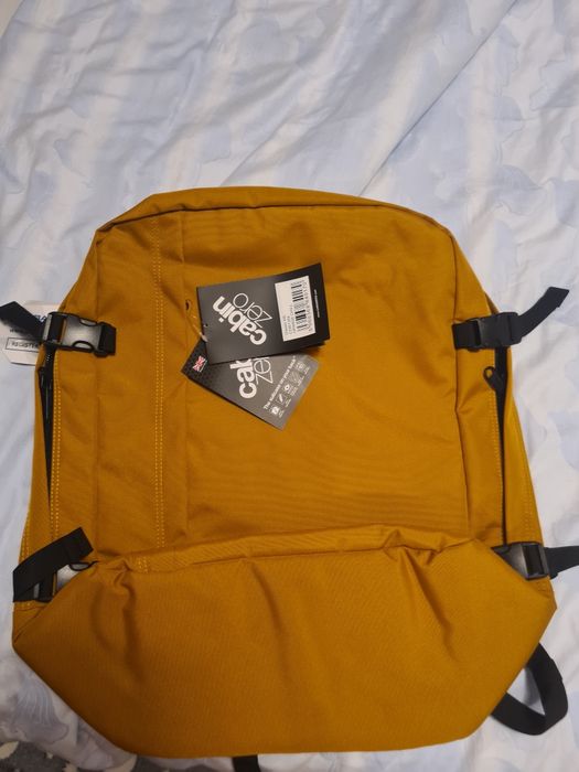 Rucsac CabinZero Classic 44L, portocaliu