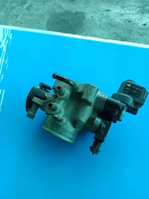 Clapeta accelerație Hyundai Coupe Tiburon 2.0 benzina