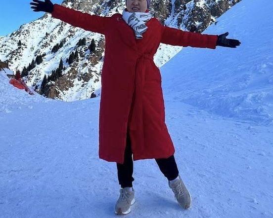 Продам срочно шикарную куртку