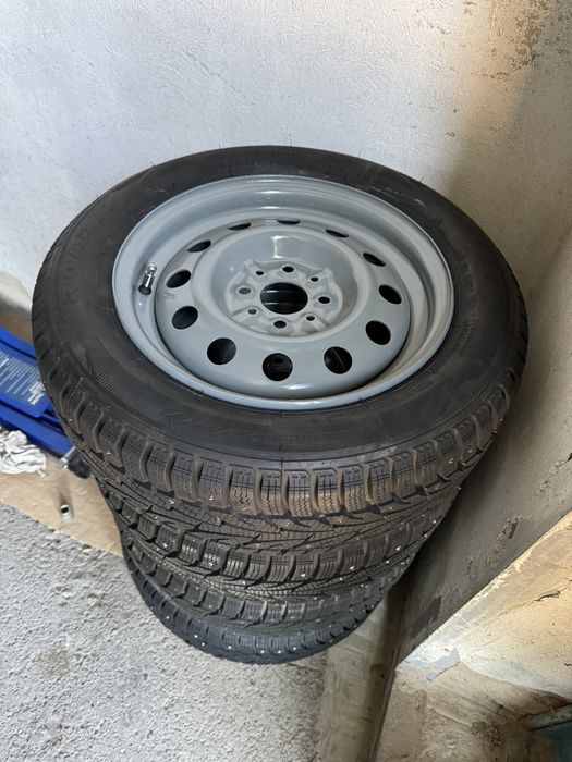 Колеса на ВАЗ(LADA) R14  оригинал диски Trianglе резина 185/65/14