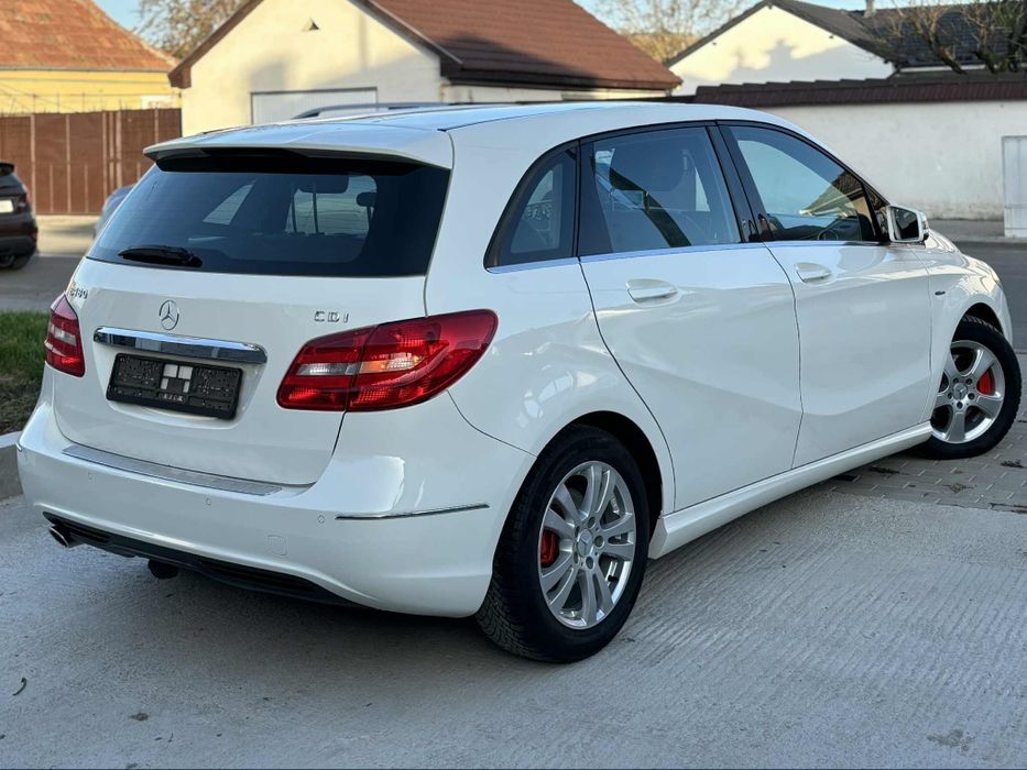 MERCEDES B180 2.0 109 CP