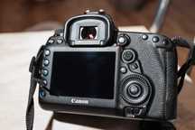 Canon 5D Mark IV – body întreținut + 2x card CF 16 GB bonus