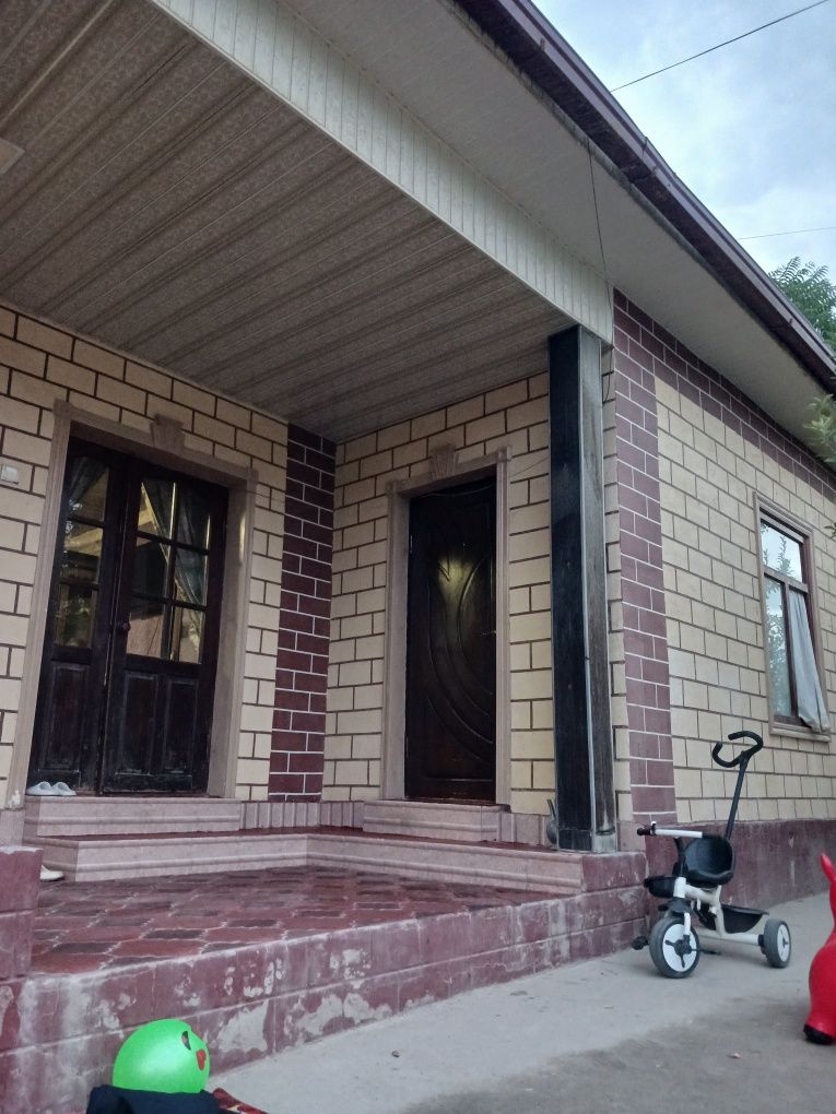 Hovli uy sotiladi срочно