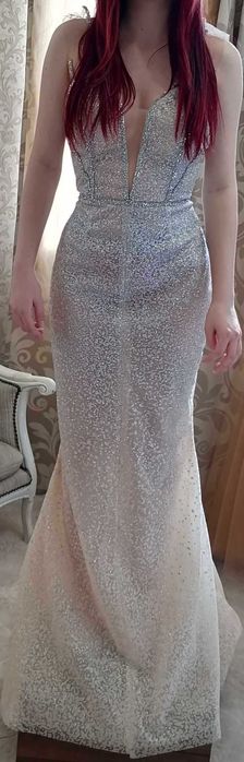 Бална роля тип русалка