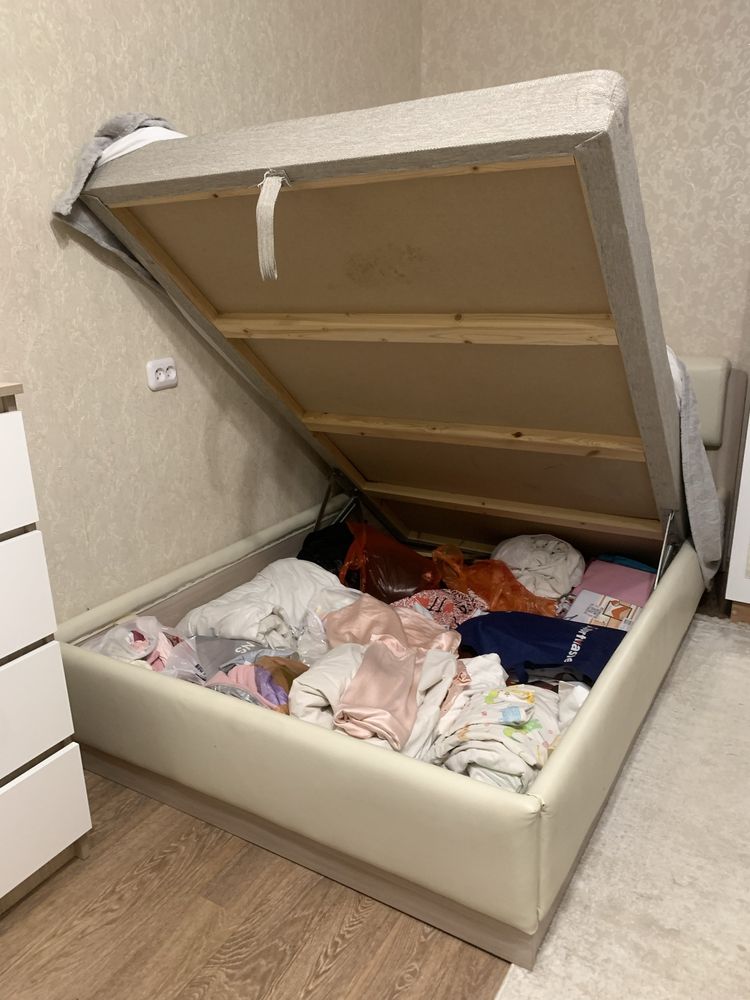 Продается кровать