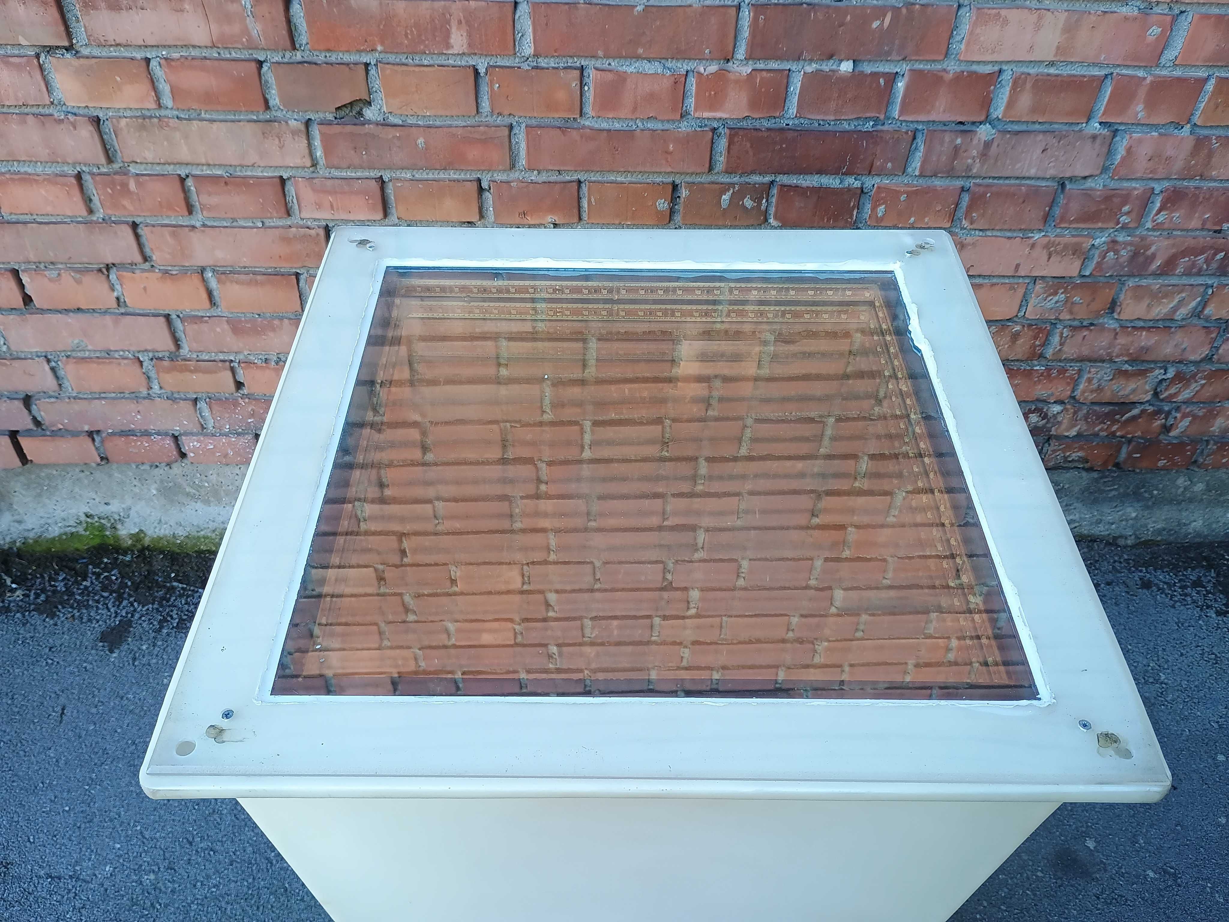 Бар маси с LED осветление