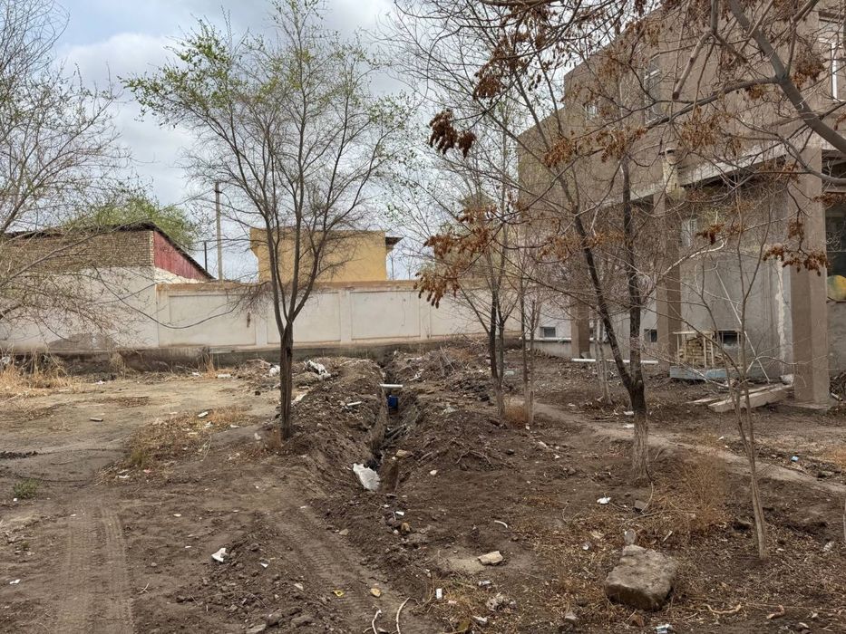 Urganch markazida yer o’rni sotiladi