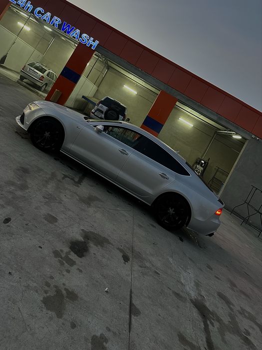 Audi A7 quattro 2012