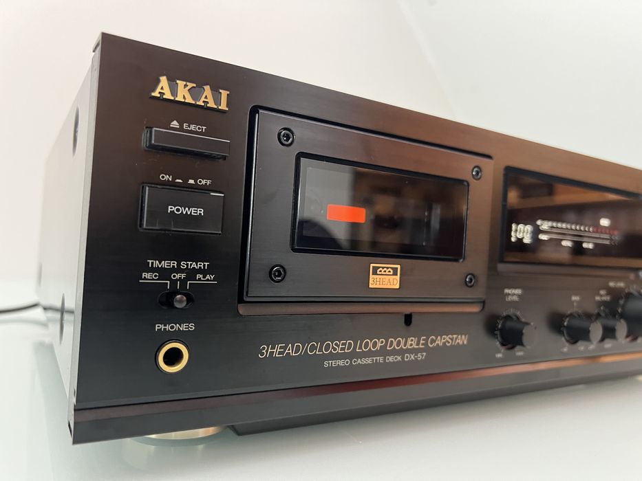 Deck Akai DX-57 3 head