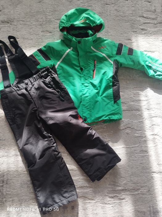 Детски ски комплект.