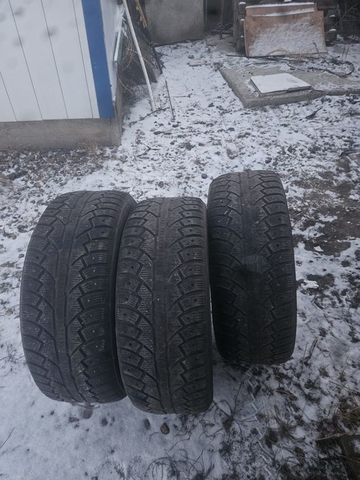 Продам зимний резину 225/55 R17