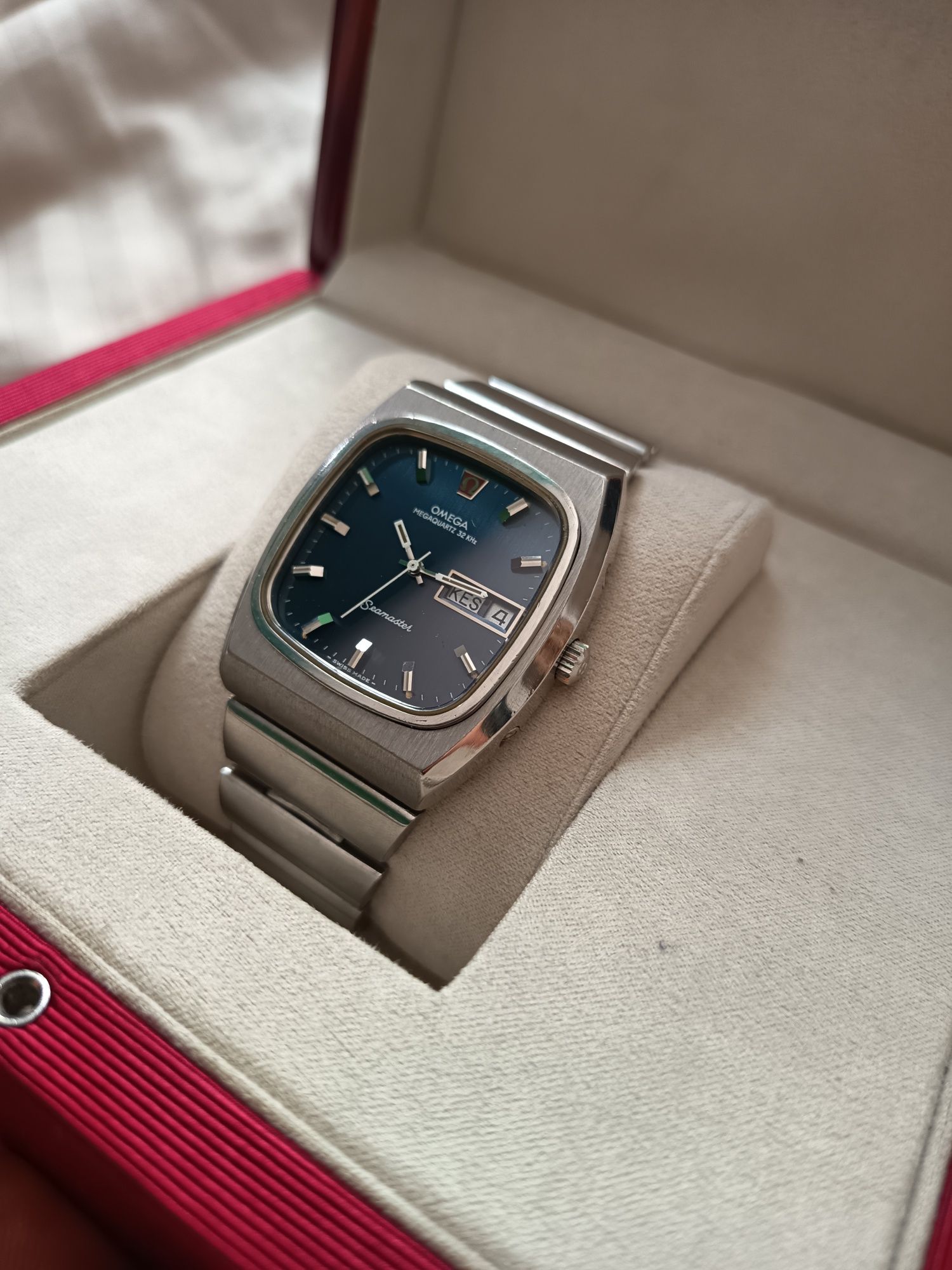 Omega Seamaster Megaquartz