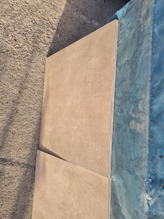 Gresie 2 cm exterior bej culoarea travertinului