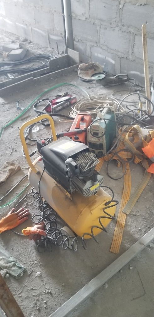 Tayor ishlab turgan biznes sotiladi