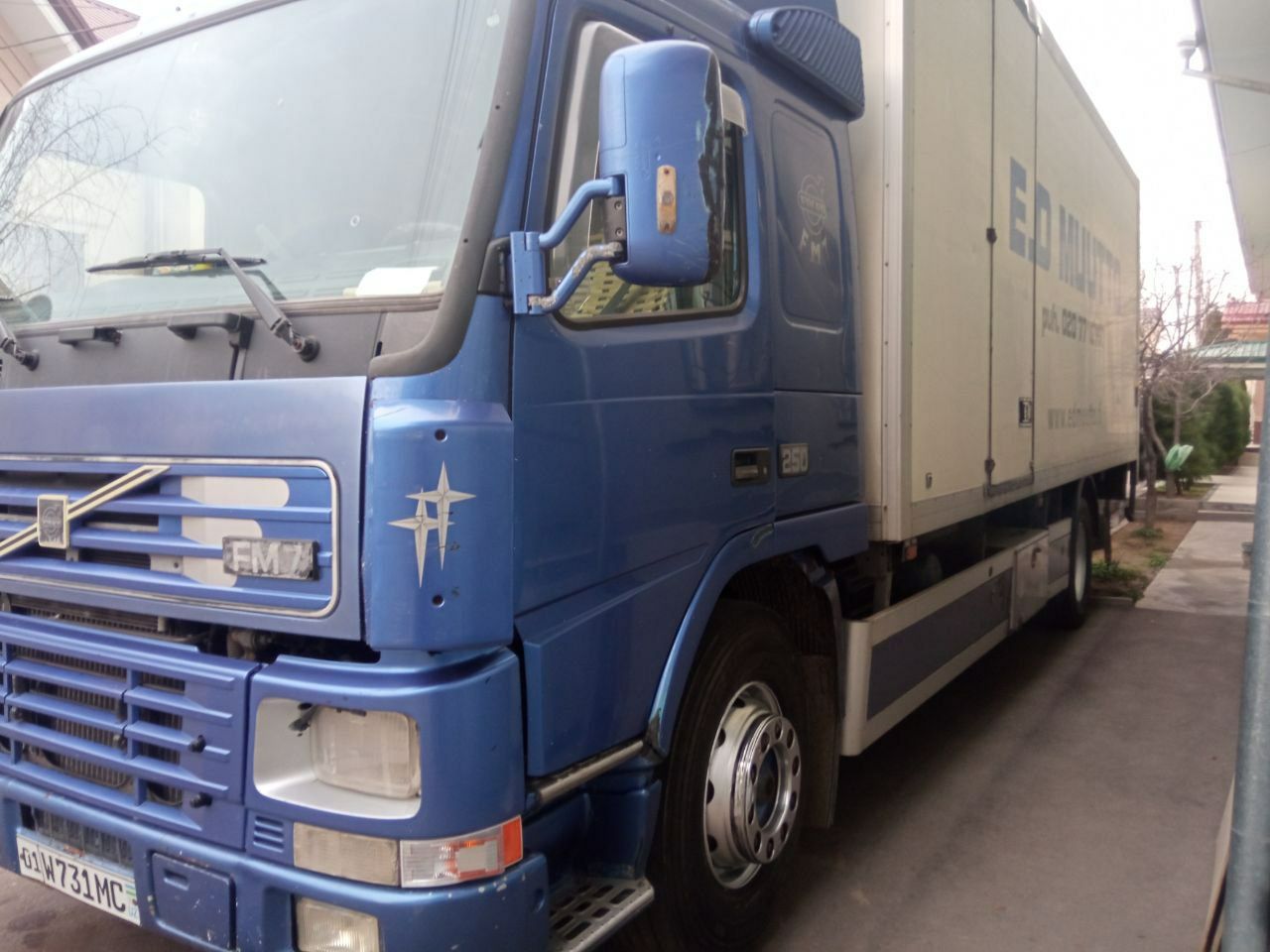Volvo Fm7 sotiladi holati yaxshi