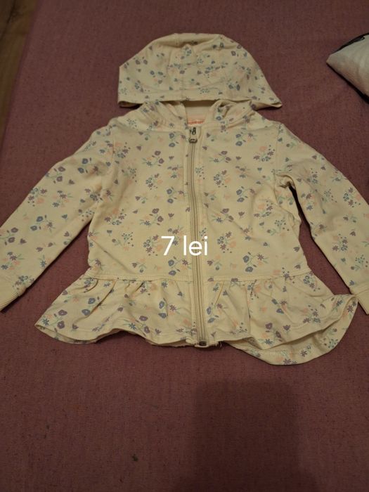 Hainute fetite stare foarte buna