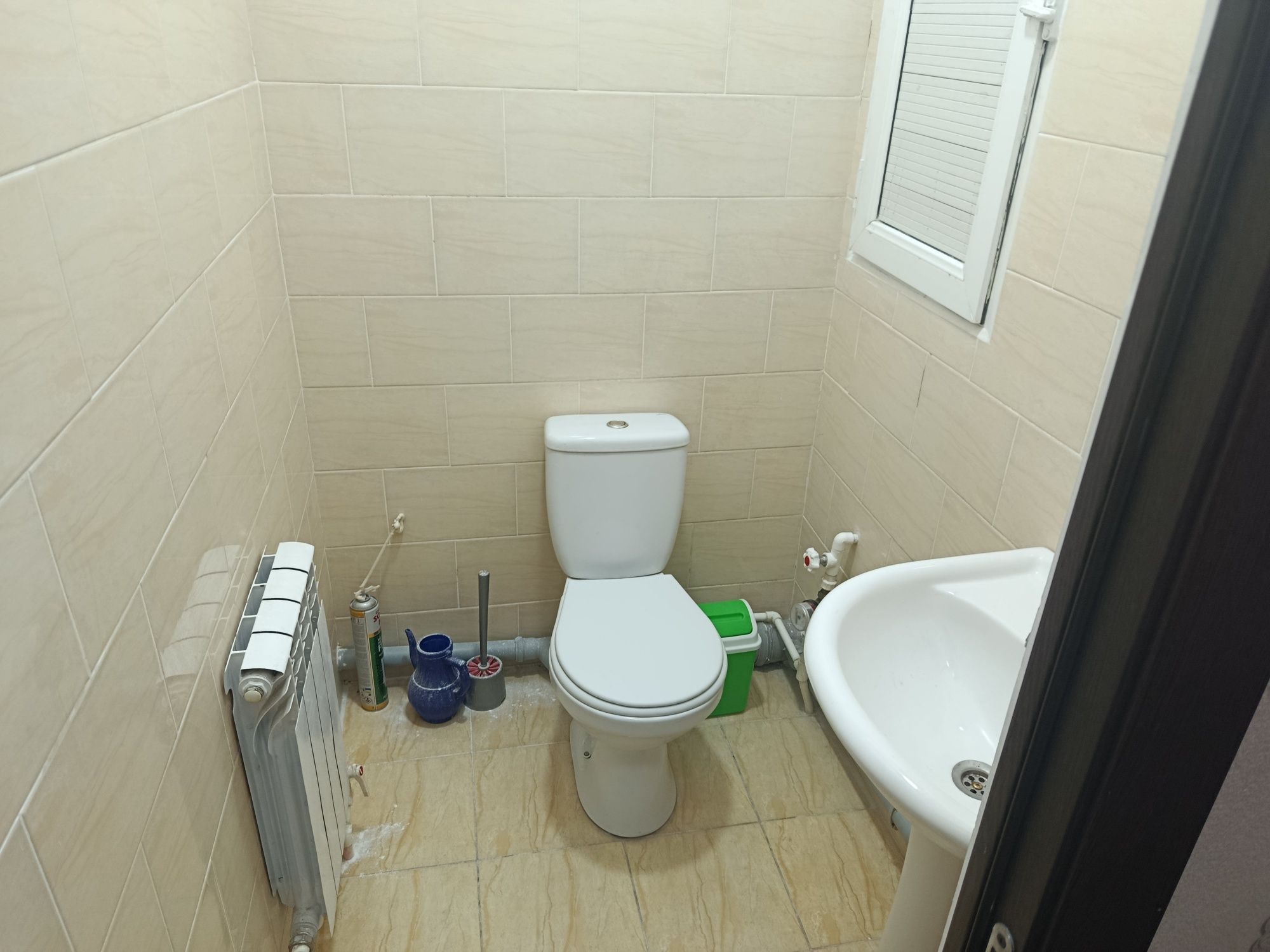 Media park orqasida 3 xona ijara
