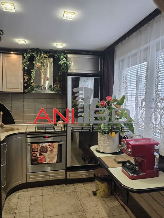 Дава се под наем Тристаен апартамент в Варна, ВИНС - 55 кв.м за 720 € - Снимка #8