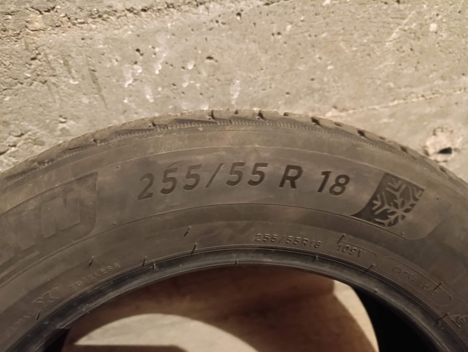 Michelin Pilot Alpin 5 SUV 255/55/18 DOT 2022