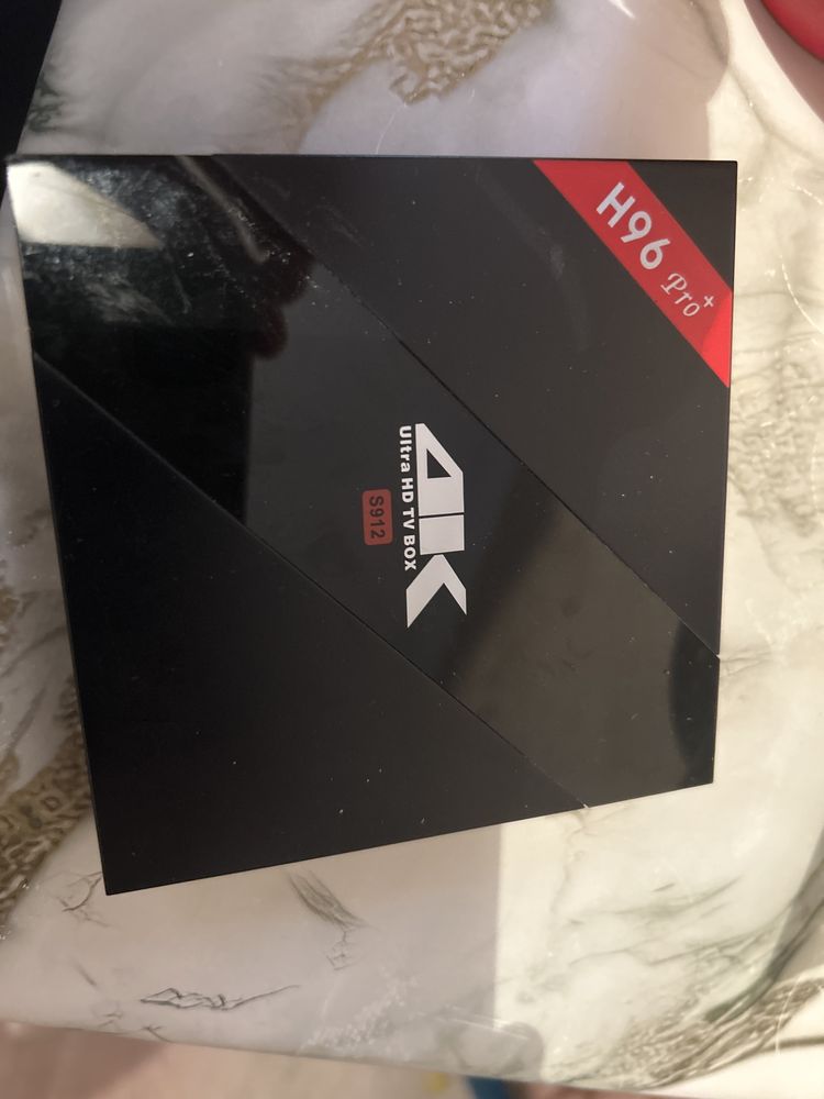 Продам android приставку h96 pro+
