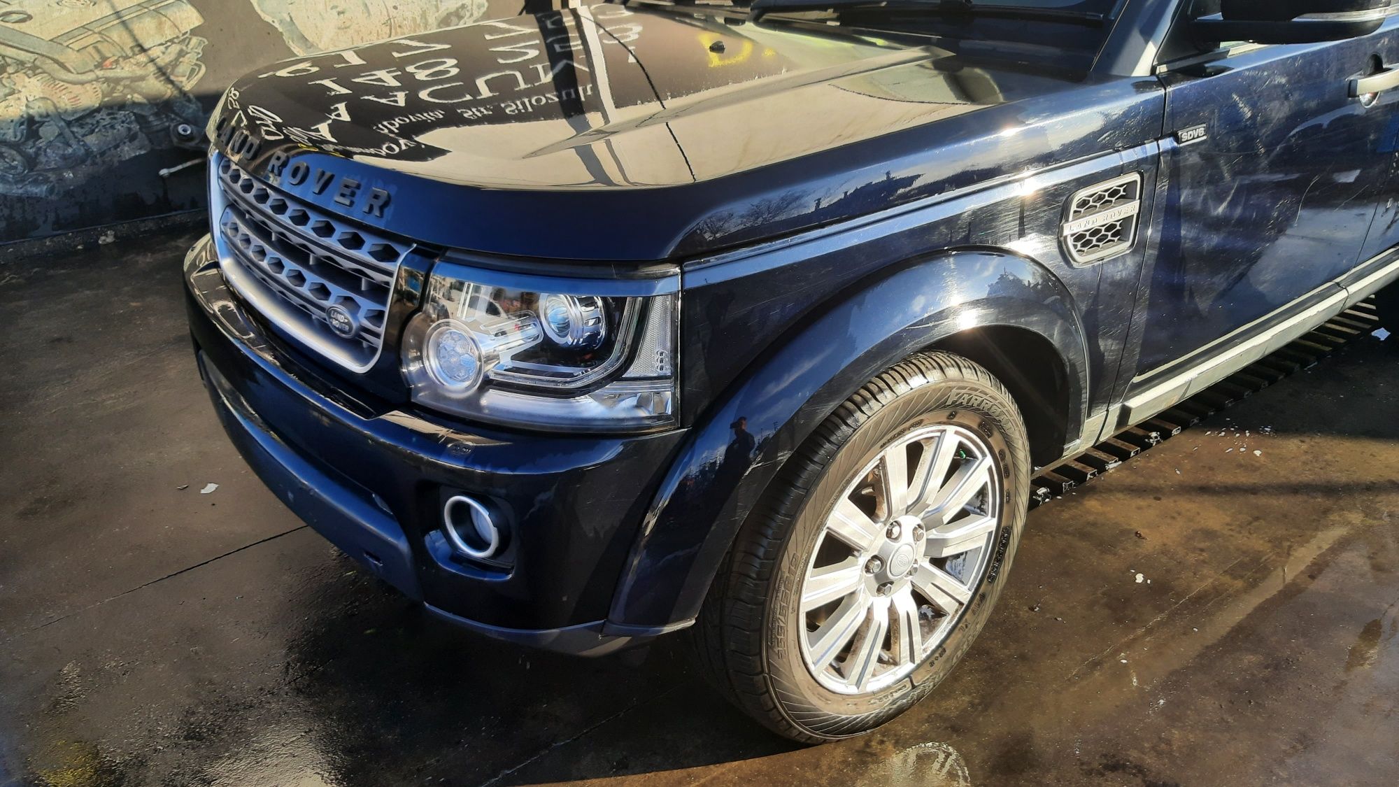 Dezmembrez land Rover discovey 4 facelift 3.0 e6