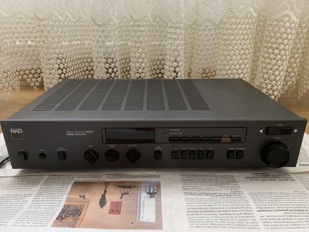 NAD Stereo Amplificator 3225PE Vintage