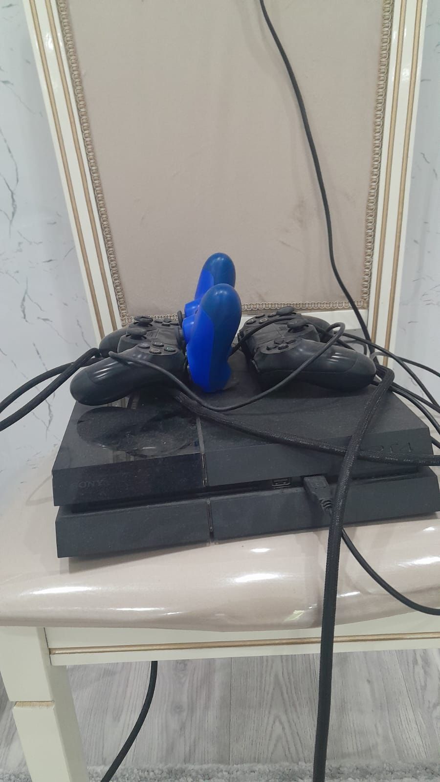 PS 4 приставка игровой
