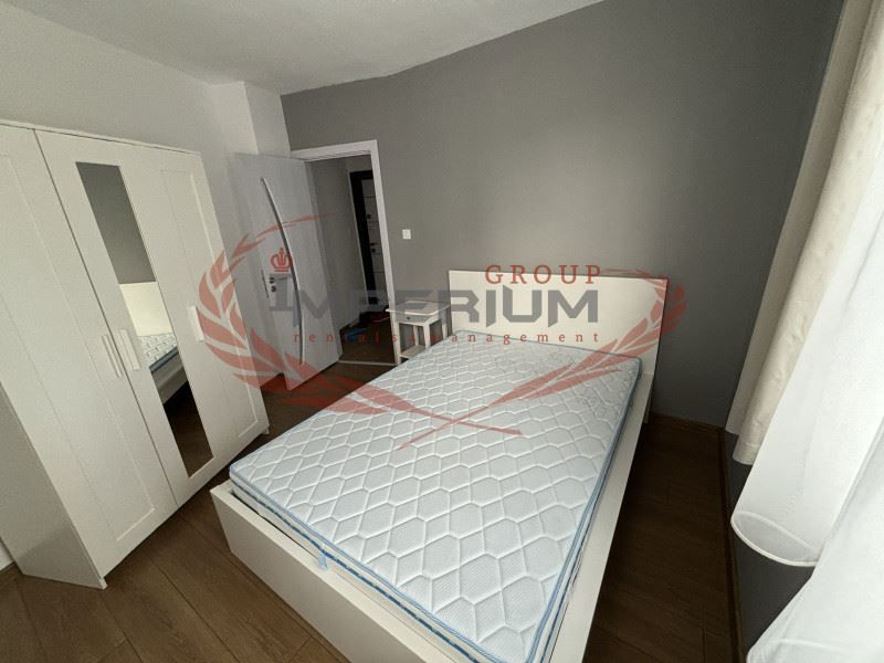 Дава се под наем Тристаен апартамент в Варна, Зимно кино Тракия - 60 кв.м за 612 € - Снимка #2