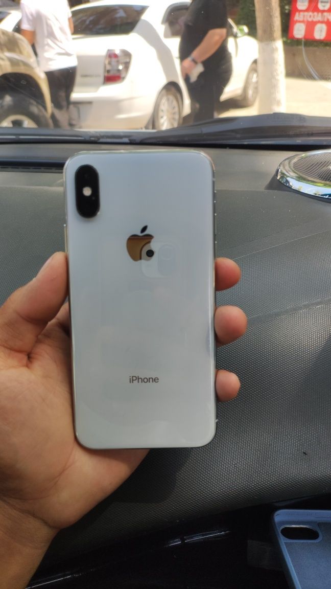 Iphone xs sotladi