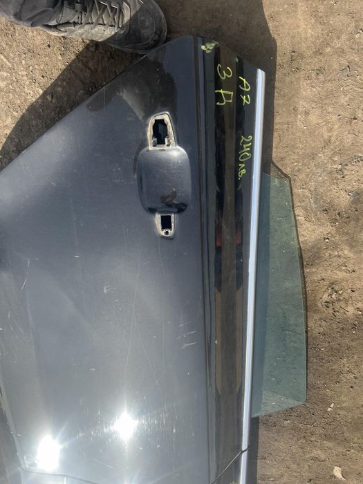 Предна задна дясна врата AUDI A7 Ауди А7 със забележки 2 точки ном 499