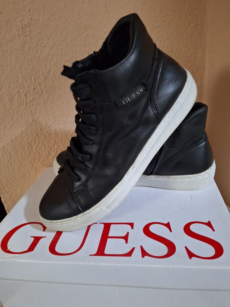 Кецове Guess 40 номер