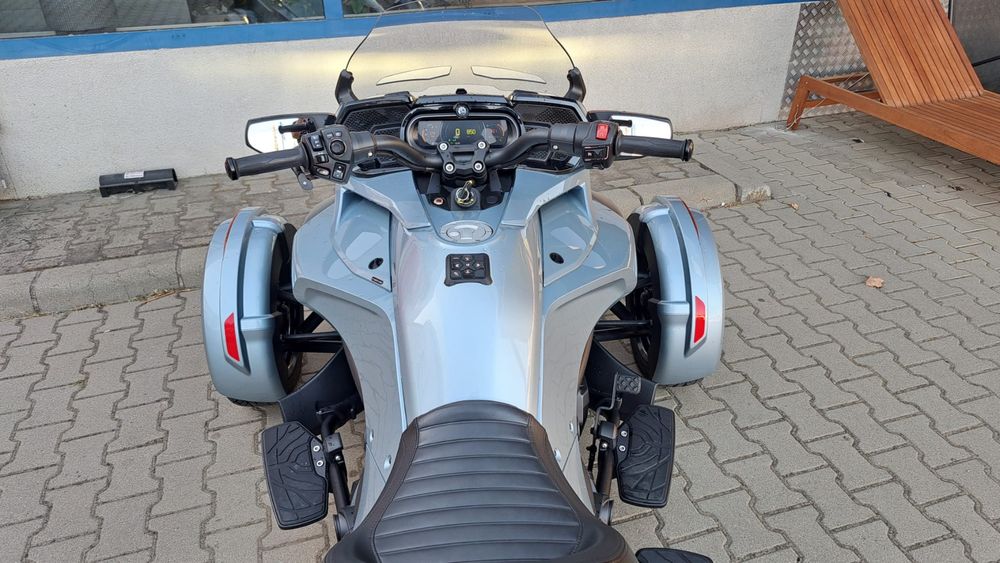Can-Am Spyder F3 Limited // 9000 km // Stare ca nou