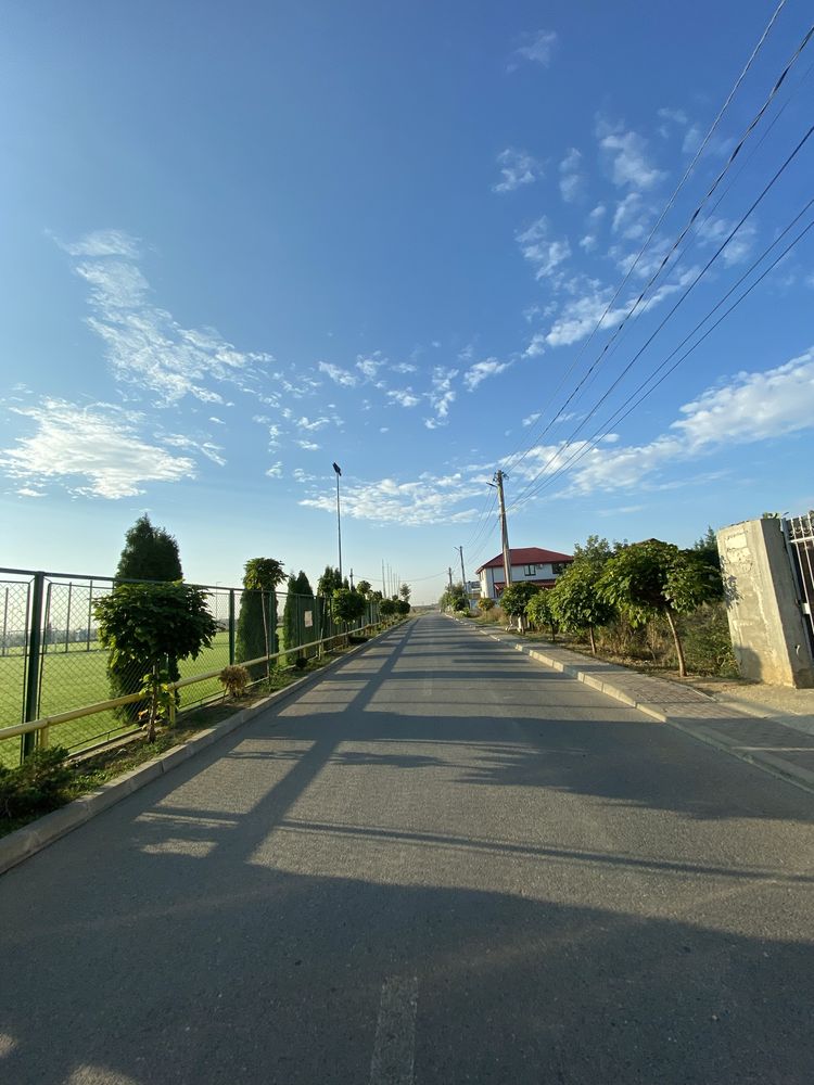 Vand teren in coumna Glina. 365m2
