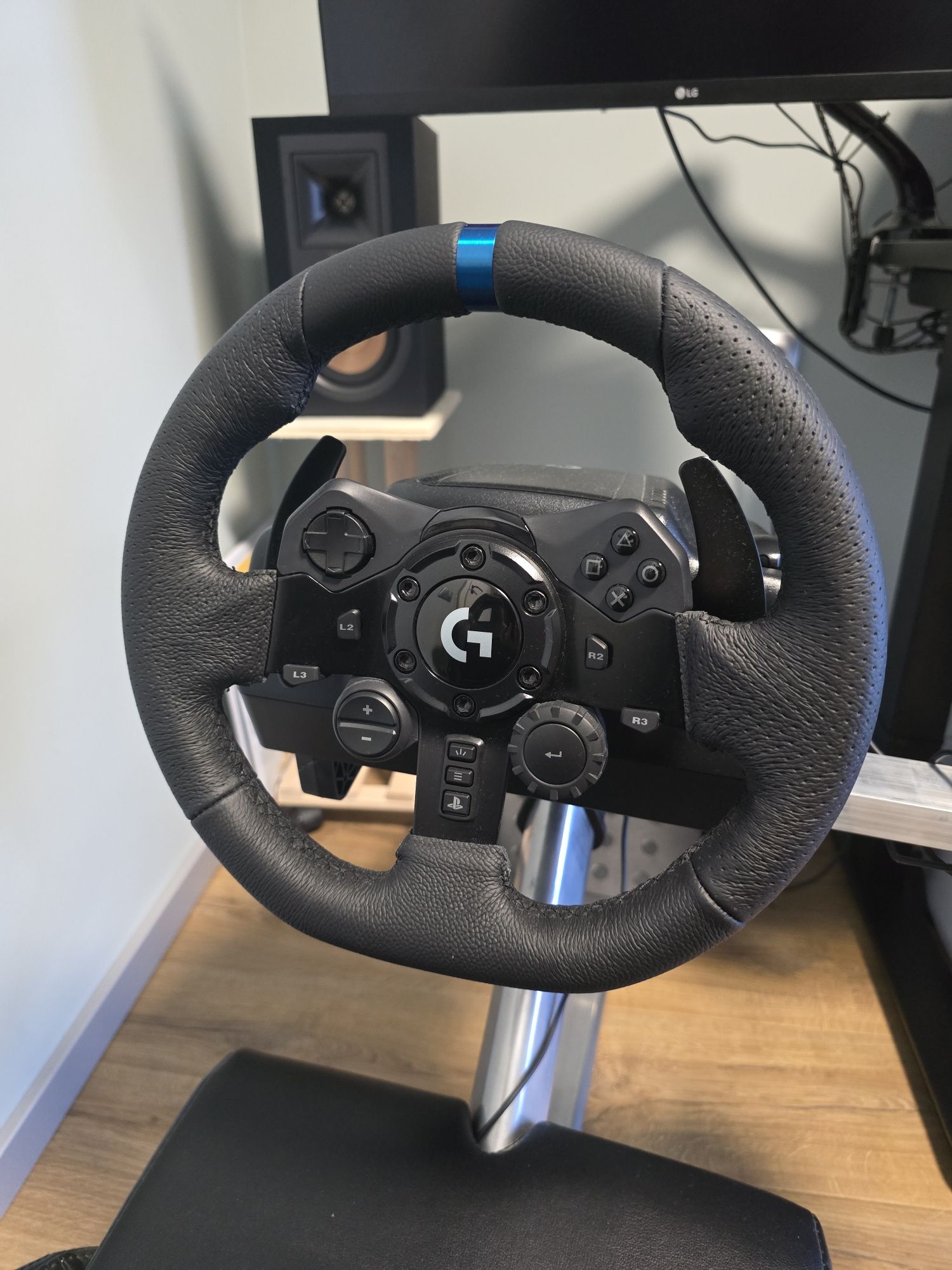 Logitech g923 + schimbator si playseat revolution