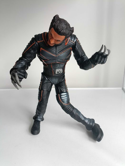 Върколакът, X-Men Wolverine , екшън фигура Hugh Jackman, Marvel.