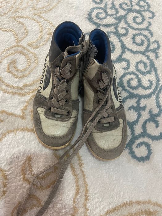 Отдам даром детский обувь