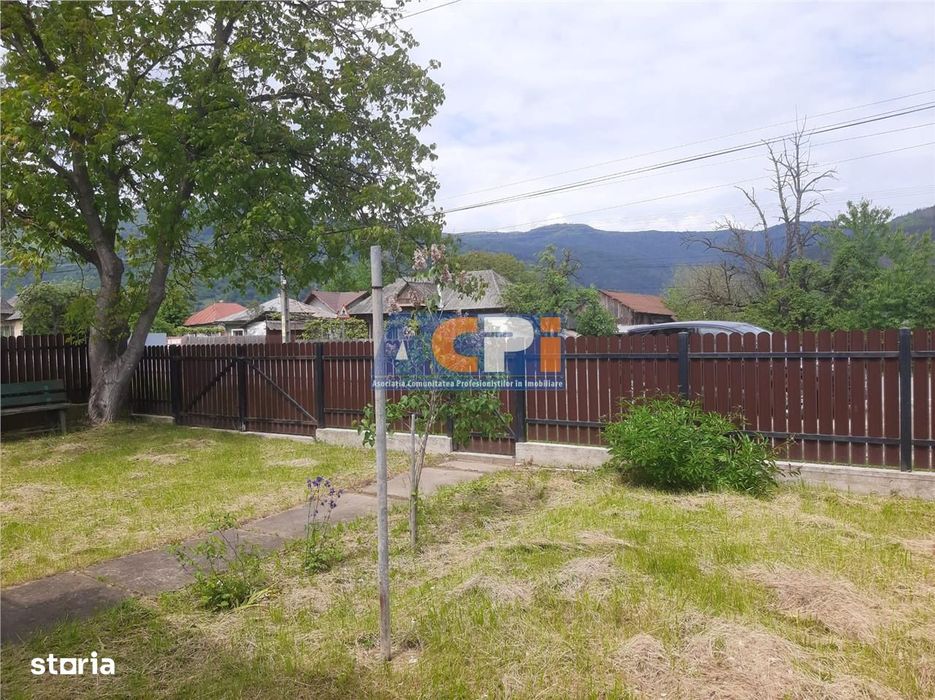 Vand casa caramida la DN 15 si teren 1000 mp
