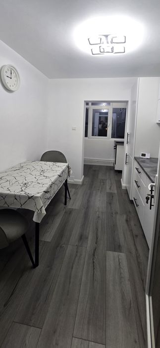 Apartament 2 camere de vanzare