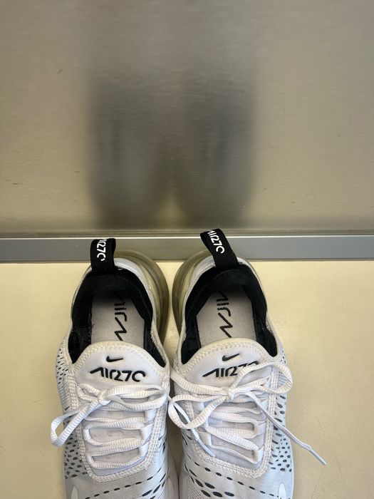 Nike Air Max 270