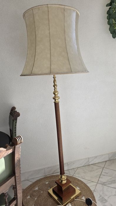 Lampa lemn metal si piele