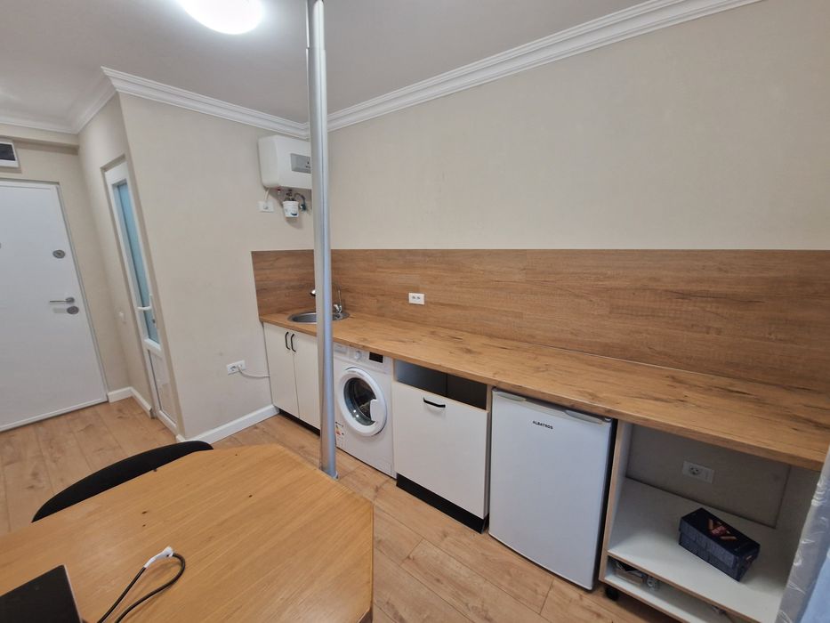 Închiriez apartament