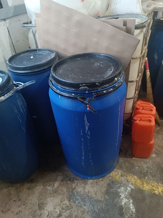 Продам бочки срочно